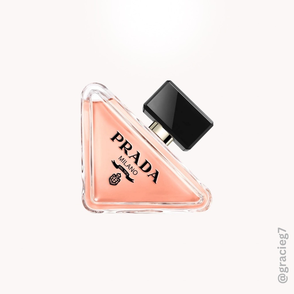 Prada Paradoxe Eau de Parfum 30ml | retails $98 | Only used a few times